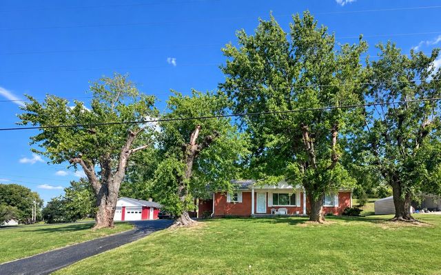 295 KY Hwy 698, Stanford, KY 40484