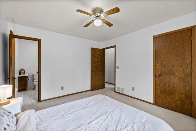 8454 Pleasant View Drive, Mounds View, MN 55112