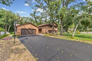 8454 Pleasant View Drive, Mounds View, MN 55112