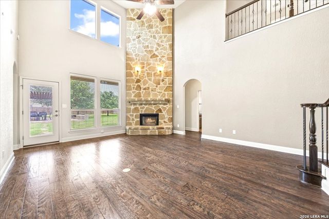 6909 Hallie Heights, Schertz, TX 78154