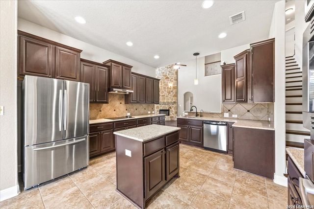 6909 Hallie Heights, Schertz, TX 78154