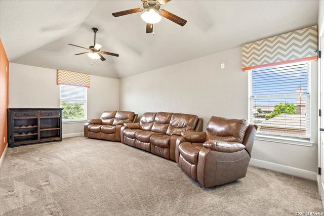 6909 Hallie Heights, Schertz, TX 78154