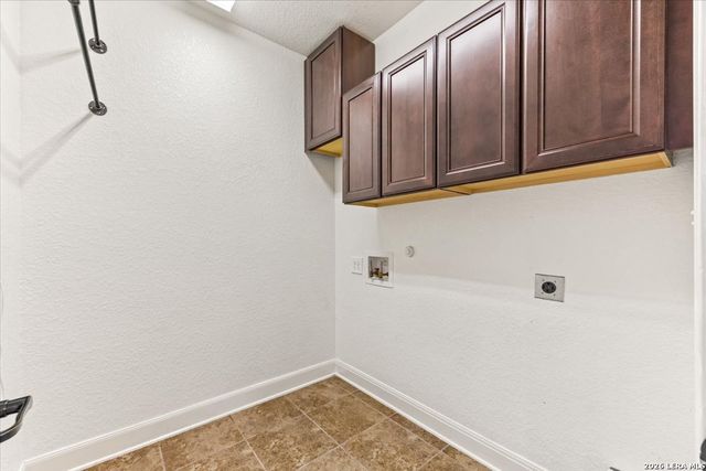 6909 Hallie Heights, Schertz, TX 78154