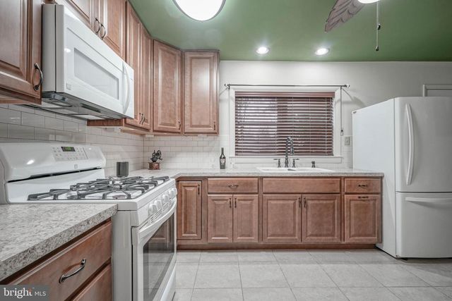 32 BRANDRIFF AVE, Pennsville, NJ 08070