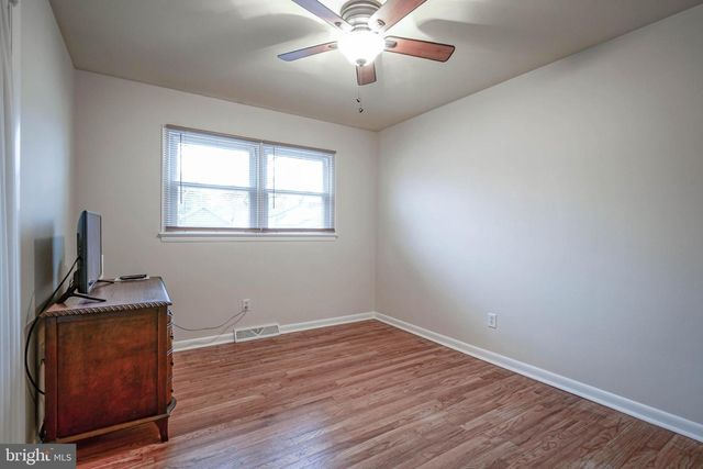 32 BRANDRIFF AVE, Pennsville, NJ 08070