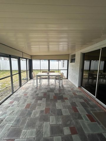 757 NE Maranta Terrado, Jensen Beach, FL 34957