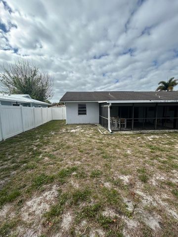757 NE Maranta Terrado, Jensen Beach, FL 34957
