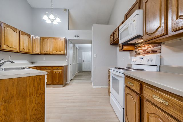 3029 Yorkshire Court, Flower Mound, TX 75028