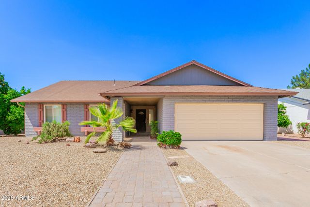 2218 W Palomino Drive, Chandler, AZ 85224