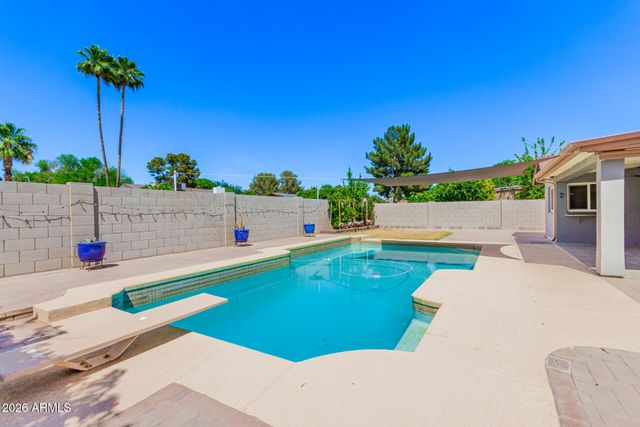2218 W Palomino Drive, Chandler, AZ 85224