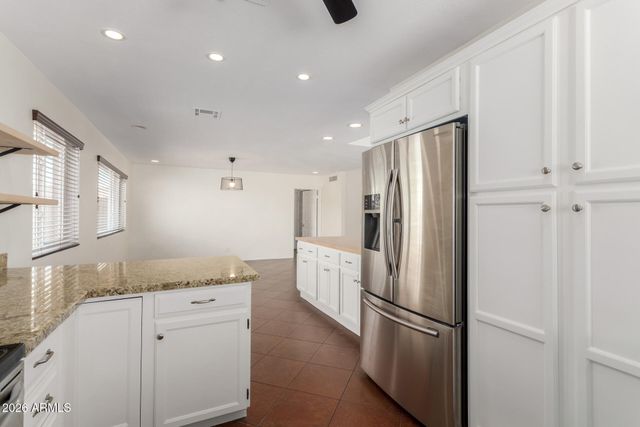 2218 W Palomino Drive, Chandler, AZ 85224