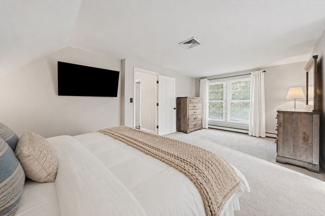 114 Longwater Dr, Hanover, MA 02339