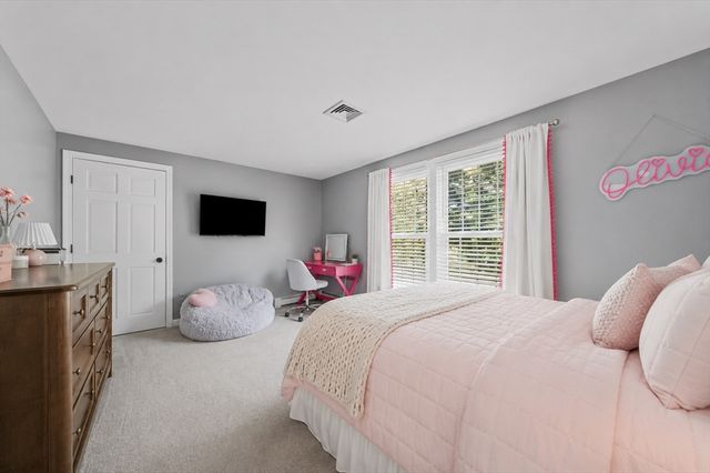 114 Longwater Dr, Hanover, MA 02339