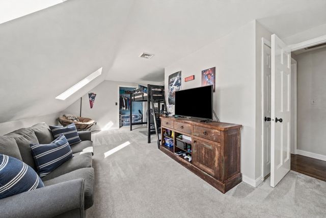 114 Longwater Dr, Hanover, MA 02339
