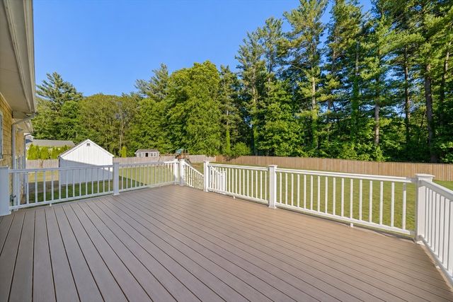 114 Longwater Dr, Hanover, MA 02339