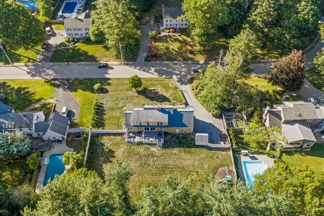 114 Longwater Dr, Hanover, MA 02339