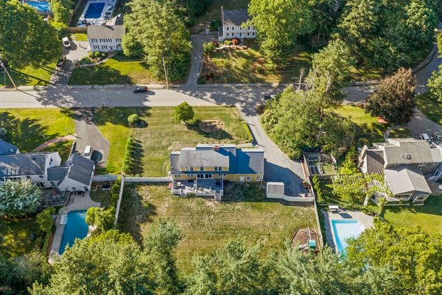 114 Longwater Dr, Hanover, MA 02339