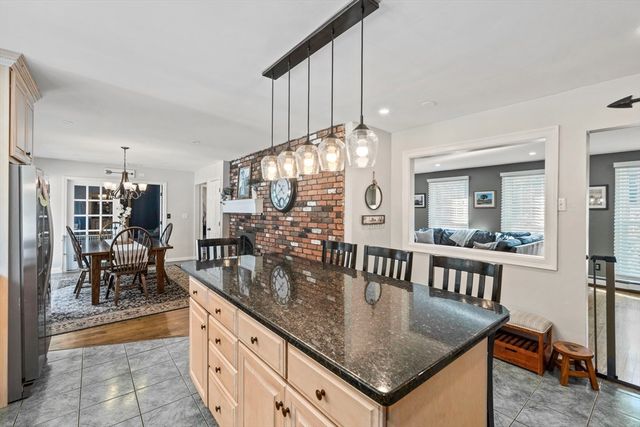 114 Longwater Dr, Hanover, MA 02339