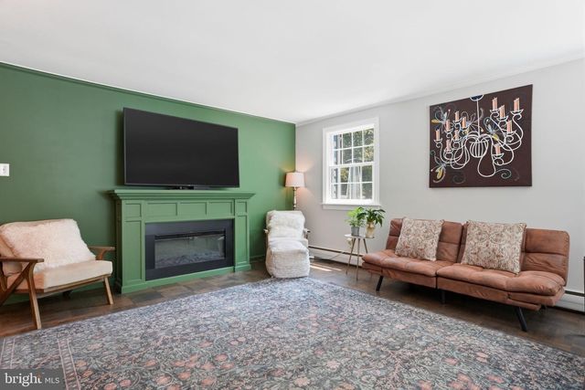 621 RIVER RD, Yardley, PA 19067