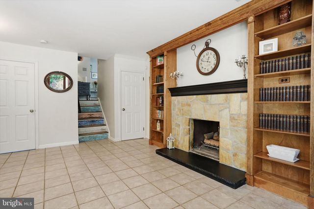 621 RIVER RD, Yardley, PA 19067