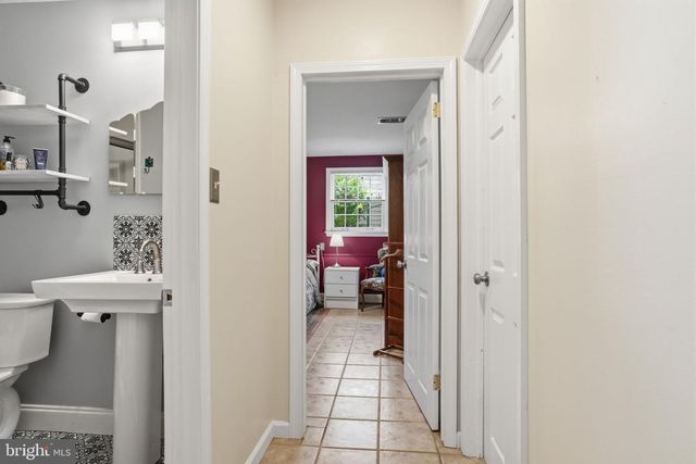621 RIVER RD, Yardley, PA 19067