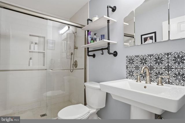 621 RIVER RD, Yardley, PA 19067
