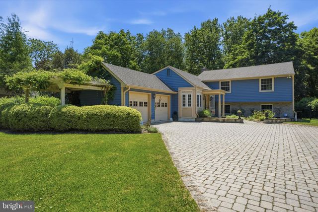 621 RIVER RD, Yardley, PA 19067