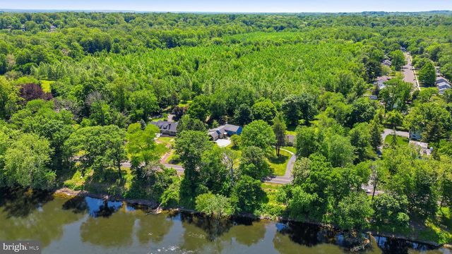 621 RIVER RD, Yardley, PA 19067