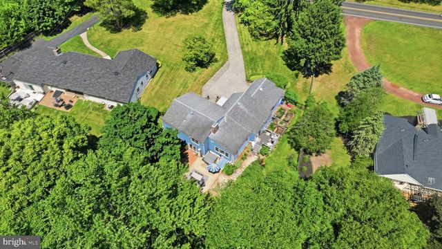 621 RIVER RD, Yardley, PA 19067