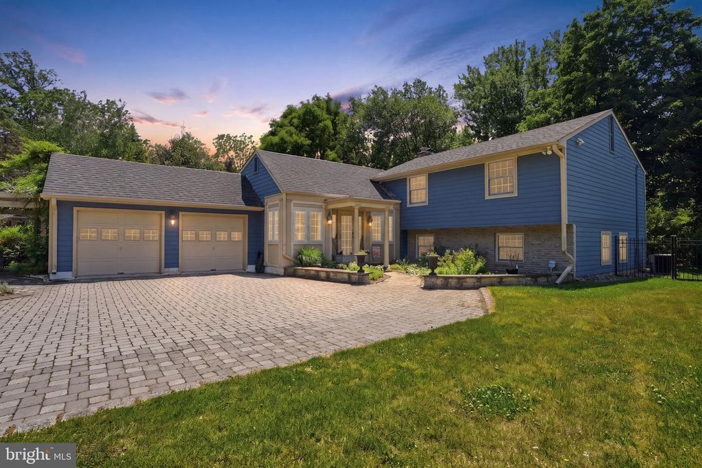 621 RIVER RD, Yardley, PA 19067