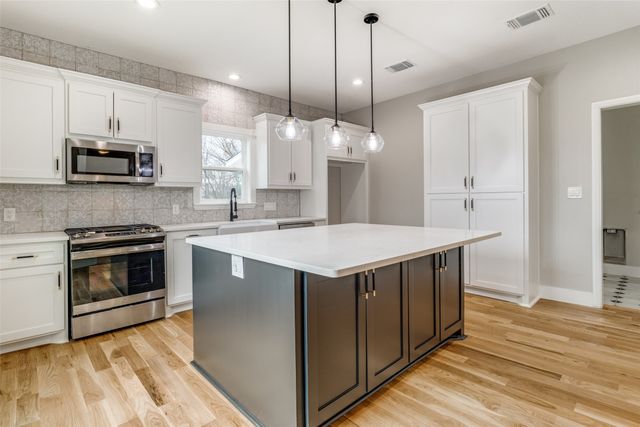 307 S Branch Street, Bells, TX 75414
