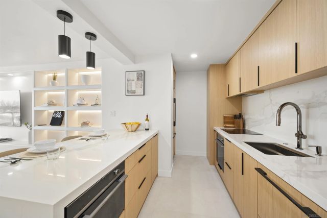 1760 Avenida del Mundo 901, Coronado, CA 92118