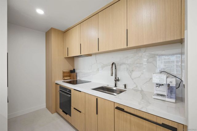 1760 Avenida del Mundo 901, Coronado, CA 92118