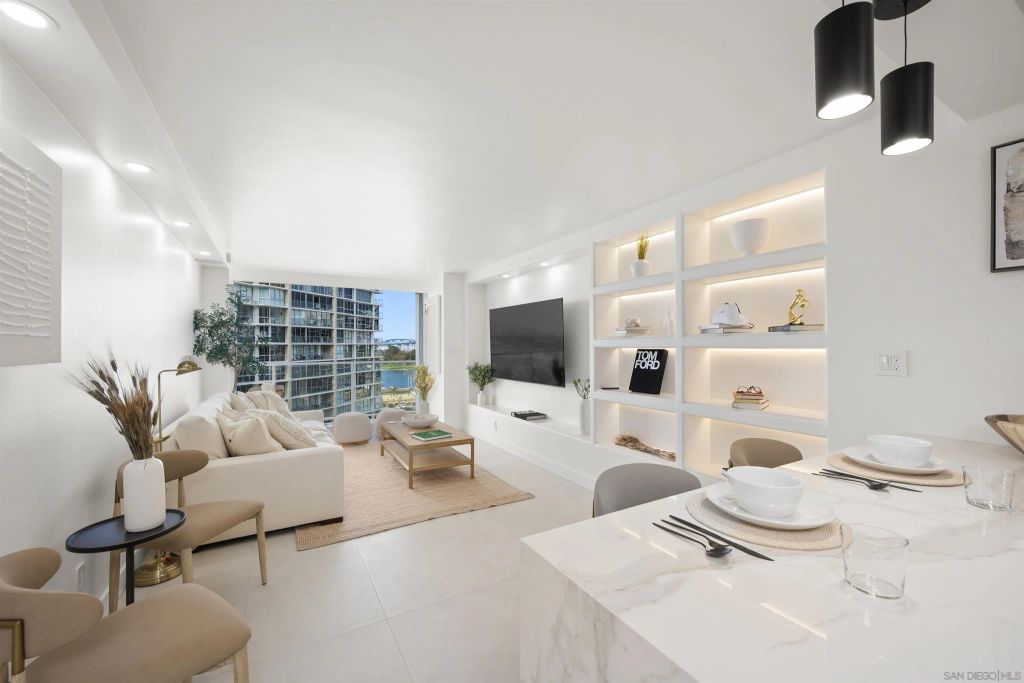 1760 Avenida del Mundo 901, Coronado, CA 92118