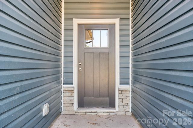 1175 Stoneglen Drive, Granite Quarry, NC 28146