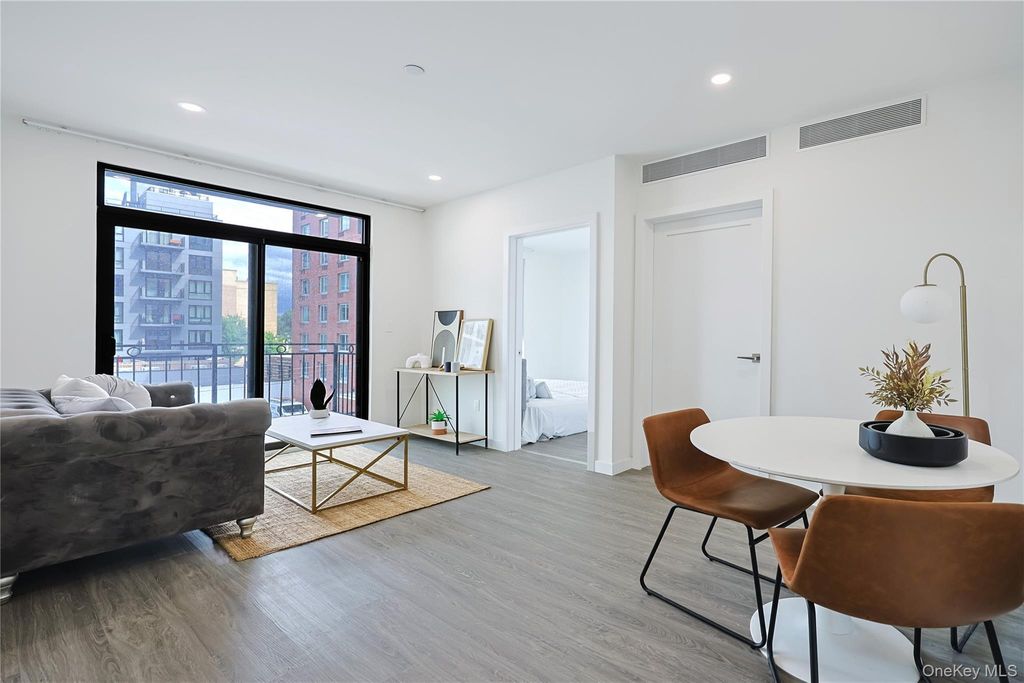 43-30 52nd Street 3B, Woodside, NY 11377 — exterior