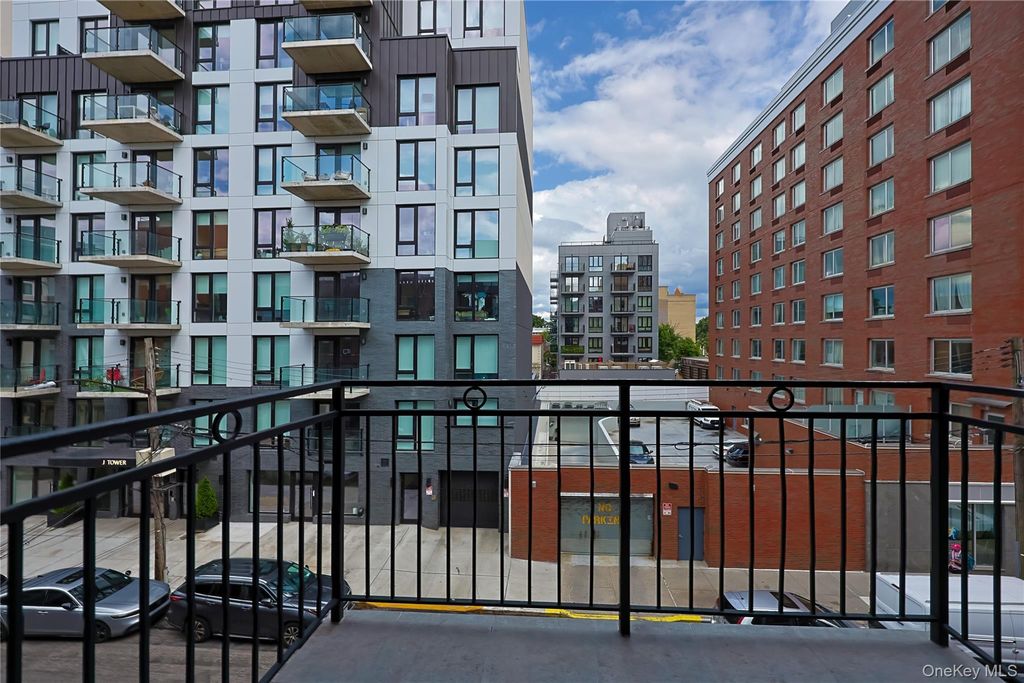 43-30 52nd Street 3B, Woodside, NY 11377 — photo 3