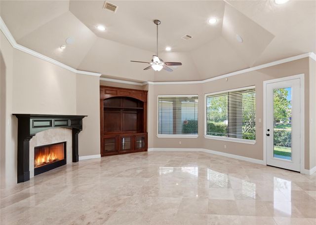 103 Lake Sterling Gate Drive, Spring, TX 77379