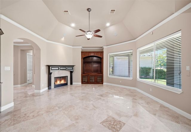 103 Lake Sterling Gate Drive, Spring, TX 77379