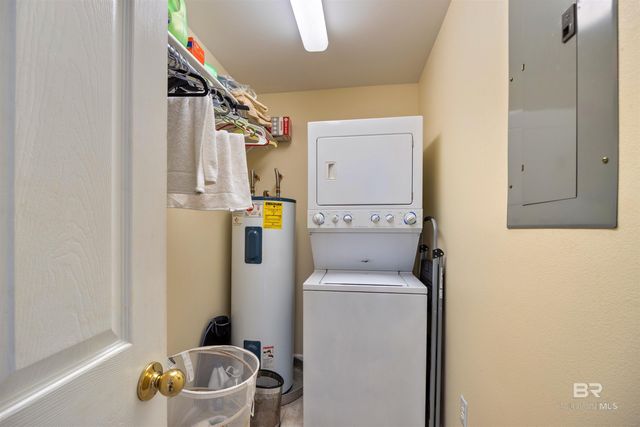 6782 Palmetto Drive, Gulf Shores, AL 36542