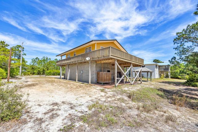 6782 Palmetto Drive, Gulf Shores, AL 36542