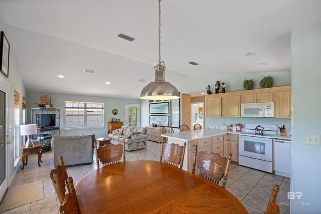 6782 Palmetto Drive, Gulf Shores, AL 36542