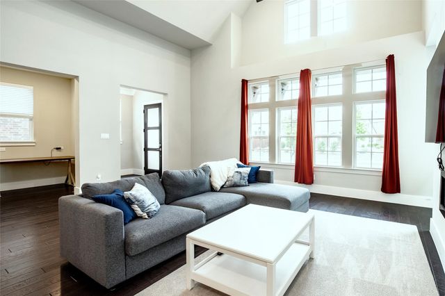 6812 Royal Liverpool Drive, Mckinney, TX 75070