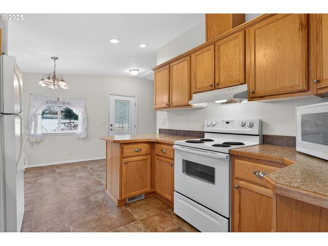 2410 COLORADO Ave, Baker City, OR 97814