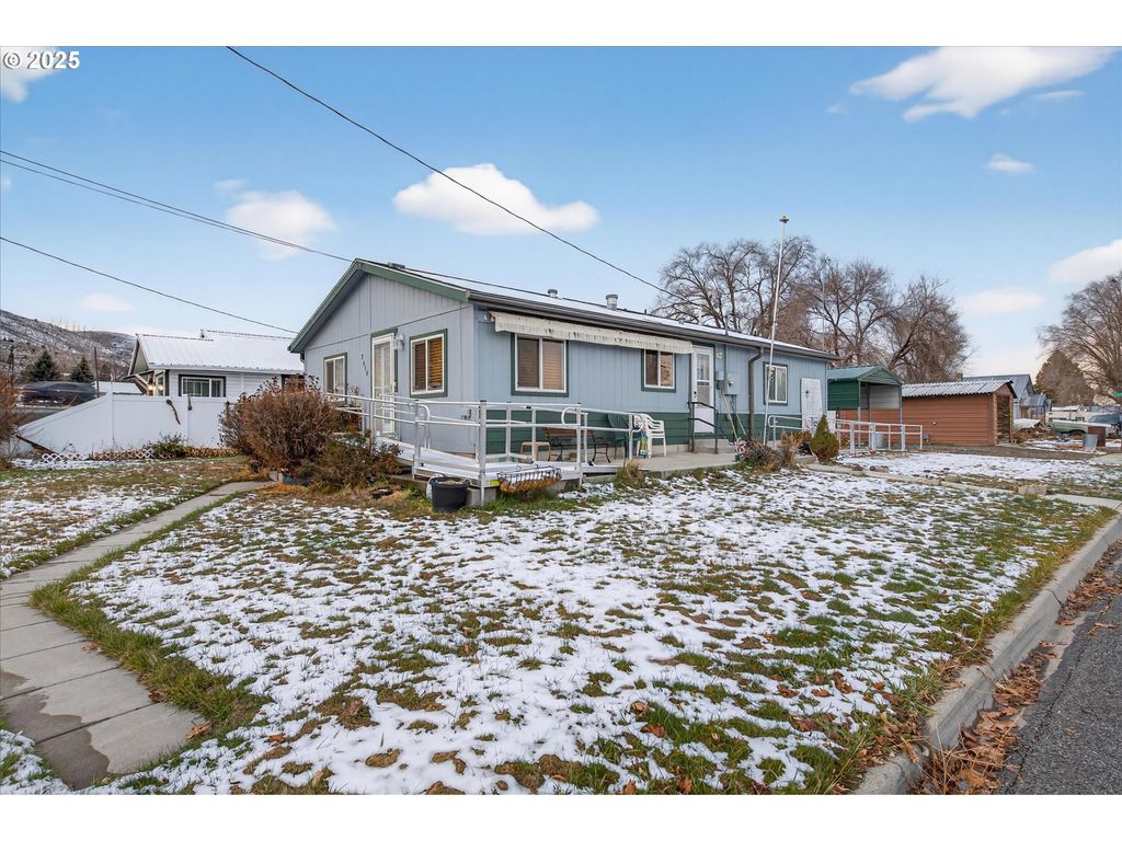 2410 COLORADO Ave, Baker City, OR 97814