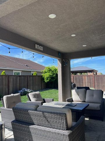 9280 Charolais Way, Elk Grove, CA 95624