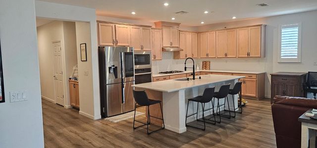 9280 Charolais Way, Elk Grove, CA 95624