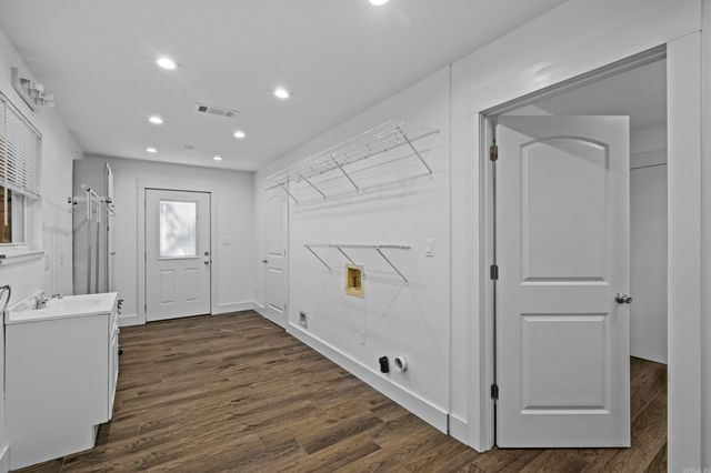 2944 W Country Club Road, Searcy, AR 72143