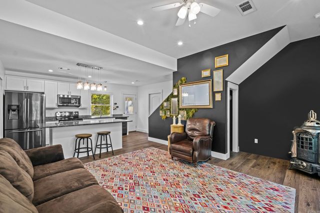 2944 W Country Club Road, Searcy, AR 72143