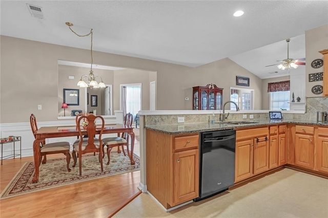 314 Gable Brook SW, Grayson, GA 30017